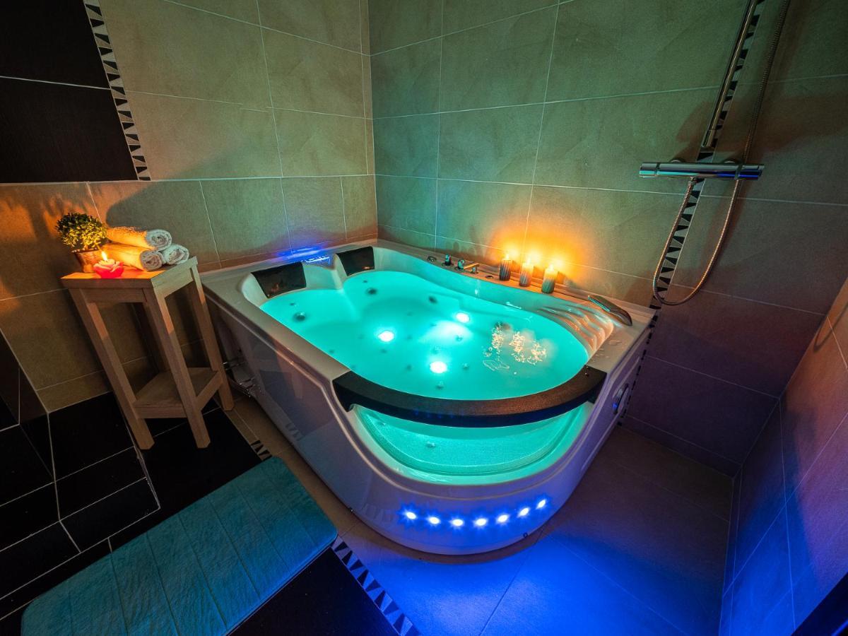 Skyhouse Riga Lux Penthouse & Spa Εξωτερικό φωτογραφία