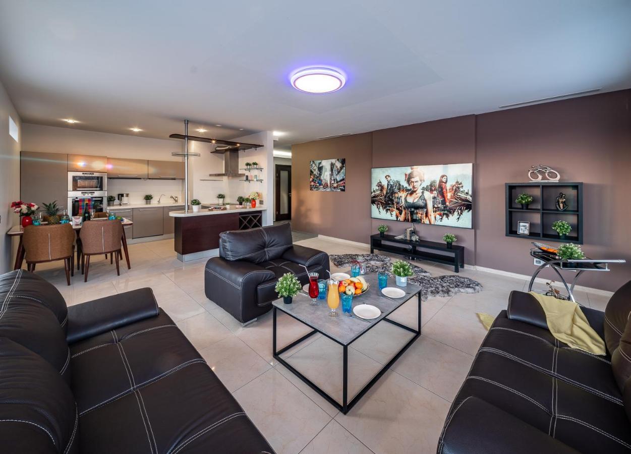 Skyhouse Riga Lux Penthouse & Spa Εξωτερικό φωτογραφία